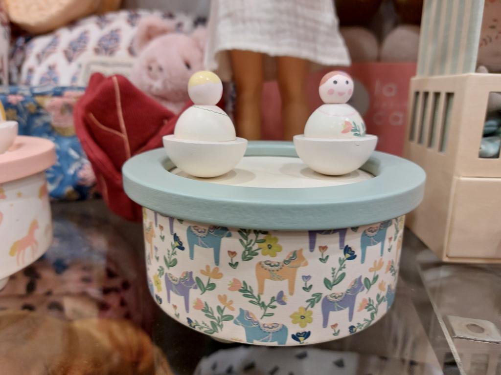 Bote  musique en bois