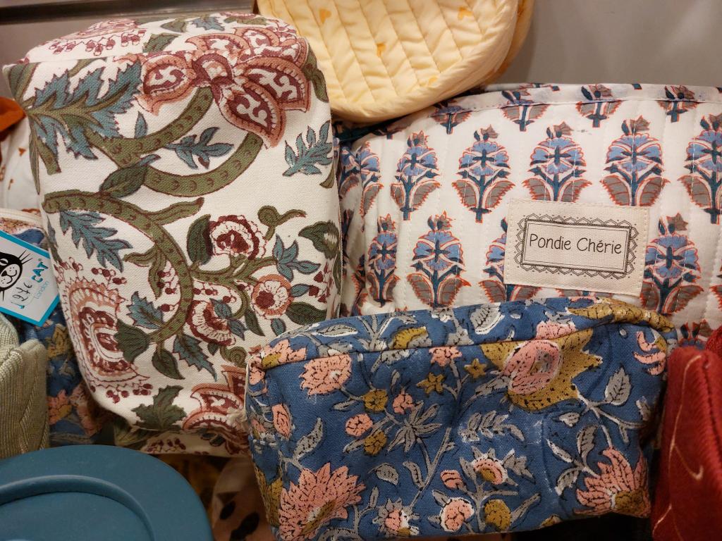 Pochettes en coton pondie chrie 